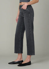 Load image into Gallery viewer, Joe`s Jeans The Blake Cropped Wide Leg