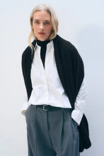Load image into Gallery viewer, White & Warren Cashmere Travel Wrap