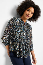 Load image into Gallery viewer, Nic + Zoe Femme Cheetah Tucked Top