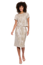 Load image into Gallery viewer, Maggy London Wavy Sequin Tee