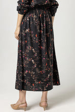 Load image into Gallery viewer, Lilla P Printed Woven Pleated Hem Skirt