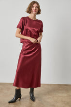 Load image into Gallery viewer, Lilla P Slub Woven Bias Skirt