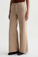 Load image into Gallery viewer, AG Saige Wide Leg Jean