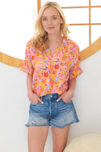 Load image into Gallery viewer, Finley Capri Floral Crosby Top
