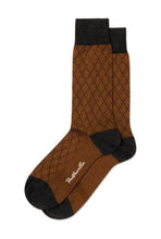 Load image into Gallery viewer, Pantherella Kingsley Diamond Check Socks