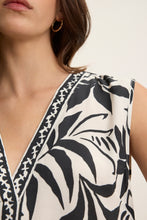 Load image into Gallery viewer, Velvet Lindsay Fiji Print Tank