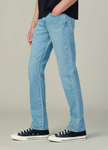 Load image into Gallery viewer, Joe`s Jeans The Brixton Straight & Narrow Jean
