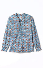 Load image into Gallery viewer, Nic + Zoe Sand Dollar Top