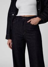 Load image into Gallery viewer, Joe`s Jeans The Mia Wide Leg