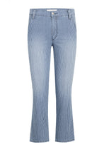 Load image into Gallery viewer, Joe`s Jeans The Slim Kick Trouser