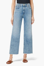 Load image into Gallery viewer, Joe`s Jeans The Blake W Fray Hem
