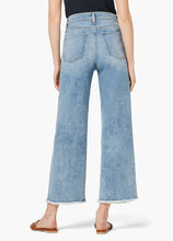 Load image into Gallery viewer, Joe`s Jeans The Blake W Fray Hem