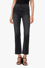 Load image into Gallery viewer, Joe`s Jeans The Callie with Raw Hem