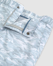 Load image into Gallery viewer, Johnnie O Claymore Camo Printed Prepformance Short

