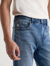 Load image into Gallery viewer, AG Everett Slim Straight Jean
