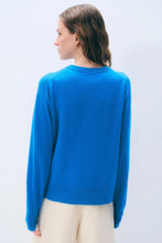 Load image into Gallery viewer, White &amp; Warren Cashmere V Neck Sweater
