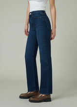 Load image into Gallery viewer, Joe`s Jeans The Margot Straight Jean
