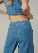 Load image into Gallery viewer, Joe`s Jeans The Clean Denim Trouser
