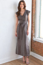 Load image into Gallery viewer, Finley Beverly Soft Metallic Dress

