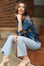 Load image into Gallery viewer, Elliott Lauren Color Therapy Crewneck Top
