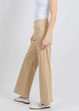 Load image into Gallery viewer, Elliott Lauren Modern Twill Pull On Wide Leg Pant
