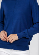 Load image into Gallery viewer, Elliott Lauren Double Hem Detail Sweater
