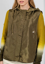 Load image into Gallery viewer, Elliott Lauren Vested Interest Zip Up Vest
