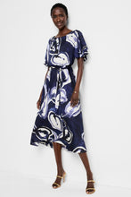 Load image into Gallery viewer, Nic + Zoe Watercolor Vines Brooke Dress
