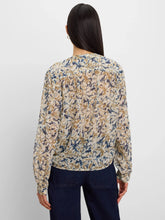 Load image into Gallery viewer, Nic + Zoe Bloomsbury Chiffon Shirt
