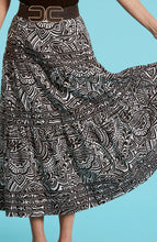 Load image into Gallery viewer, Tyler Boe Daphine Linen Graphic Paisley Skirt
