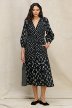 Load image into Gallery viewer, Velvet Aspen Print Elen Dress
