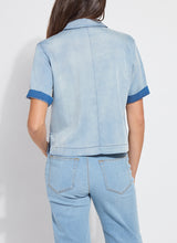 Load image into Gallery viewer, Lysse Bianca St Chambray Short Sleeve Top

