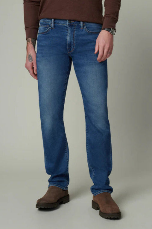 Joe`s Jeans The Brixton Straight & Narrow Jean