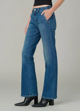 Load image into Gallery viewer, Joe`s Jeans The Provocateur Petite Bootcut Trouser
