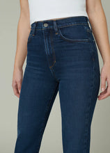 Load image into Gallery viewer, Joe`s Jeans The Margot Straight Jean
