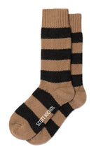 Load image into Gallery viewer, Pantherella Archer Socks
