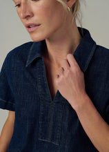 Load image into Gallery viewer, Joe`s Jeans The Lillian Denim Popover Shirt
