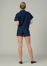 Load image into Gallery viewer, Joe`s Jeans The Lillian Denim Popover Shirt
