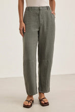 Load image into Gallery viewer, Velvet Taylor Heavy Linen Barrel Leg Pant
