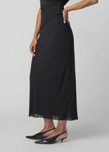 Load image into Gallery viewer, Joe`s Jeans The Isla Midi Skirt
