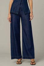 Load image into Gallery viewer, Joe`s Jeans The Clean Denim Trouser

