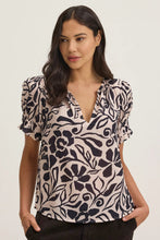 Load image into Gallery viewer, Velvet Leslie Printed Cotton Viscose Top
