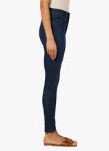 Load image into Gallery viewer, Joe&#39;s Jeans The Charlie Ankle Jean
