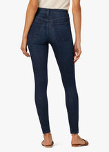 Load image into Gallery viewer, Joe&#39;s Jeans The Charlie Ankle Jean

