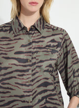 Load image into Gallery viewer, Lysse Victorian Flowy Balloon Sleeve Shirt
