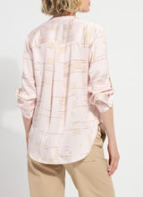 Load image into Gallery viewer, Lysse Ashanti Roll Tab Printed Shirt
