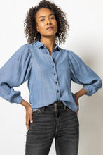 Load image into Gallery viewer, Lilla P Chambray Shirred Sleeve Buttondown
