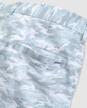Load image into Gallery viewer, Johnnie O Claymore Camo Printed Prepformance Short
